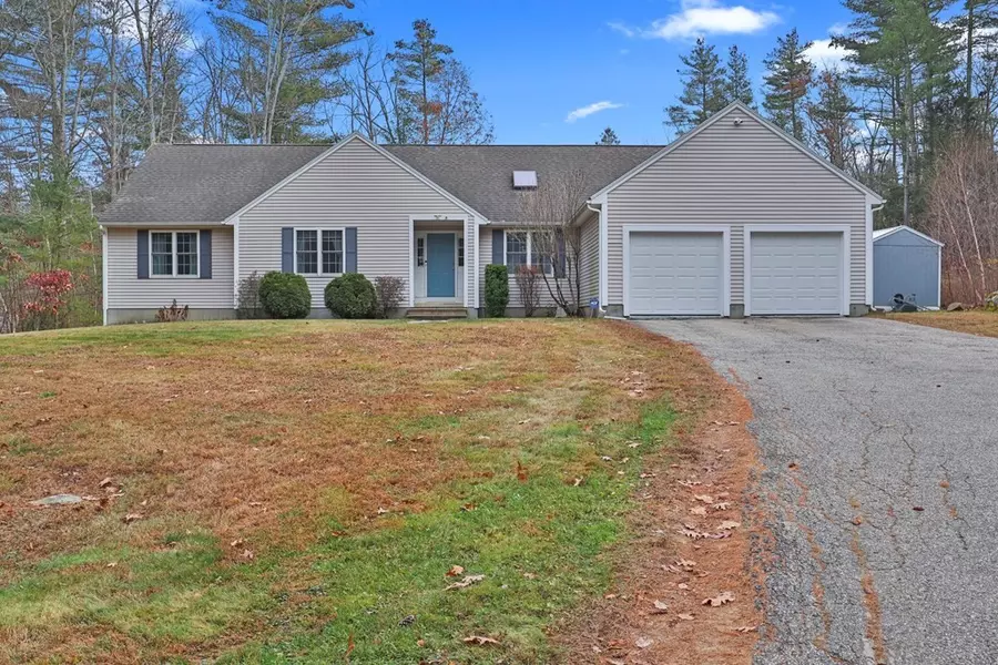 368 New Boston Rd, Sturbridge, MA 01566