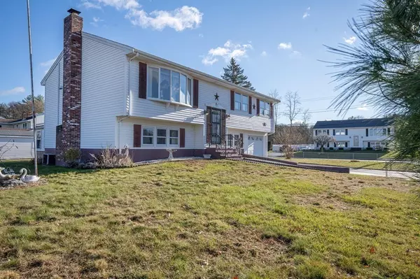 66 Mary Dr, Taunton, MA 02780