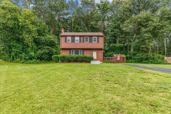 Hanover, MA 02339,22 Cape Cod Ln