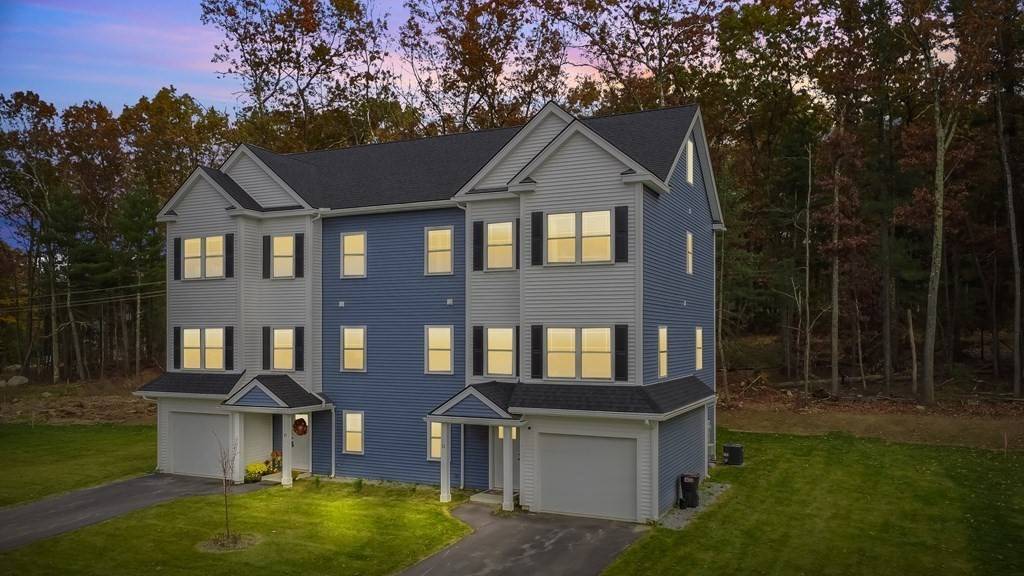 18 Jackson Rd, Chelmsford, MA 01863