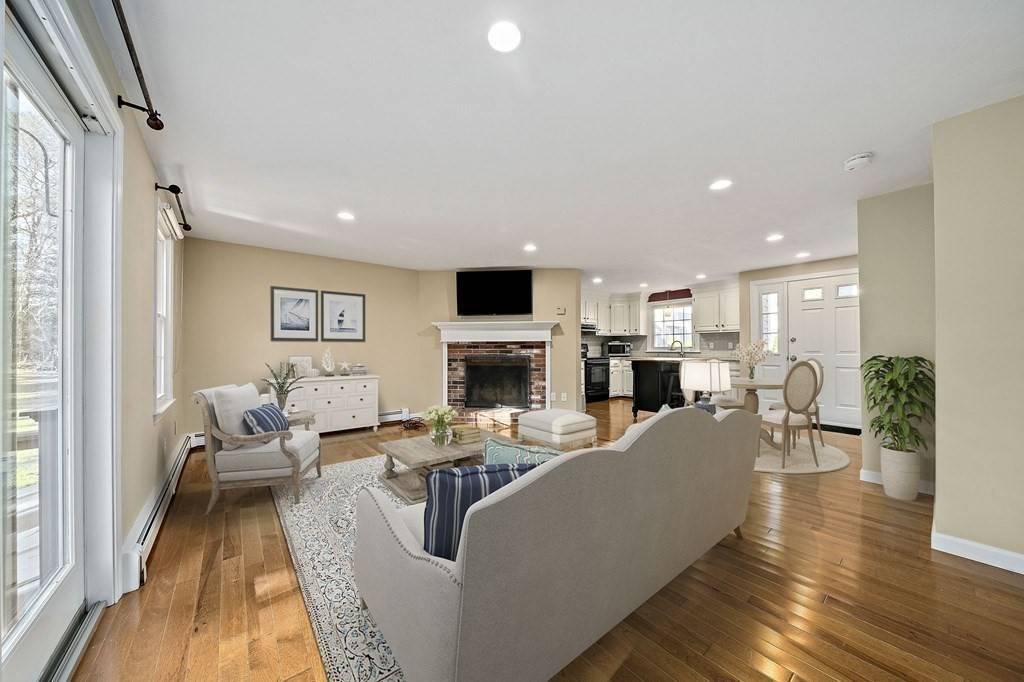 Plymouth, MA 02360,40 Megansett Dr #3
