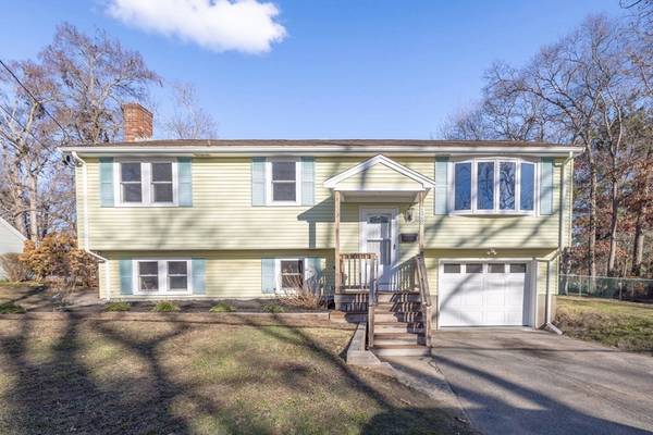 128 Carl Ave, Brockton, MA 02302