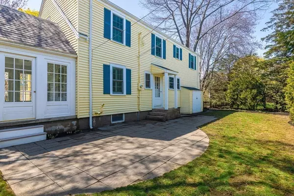Marblehead, MA 01945,26 Hereford Rd