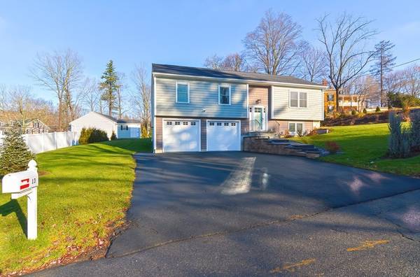 13 Cushing St, North Brookfield, MA 01535