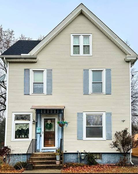 23 Pearl St, Westfield, MA 01085