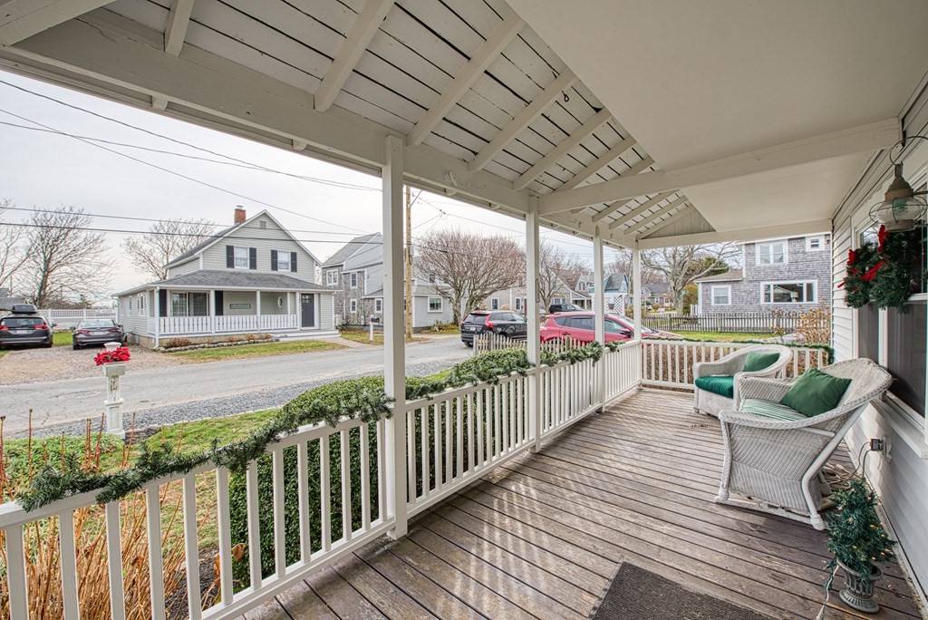 Scituate, MA 02066,23 Standish Ave