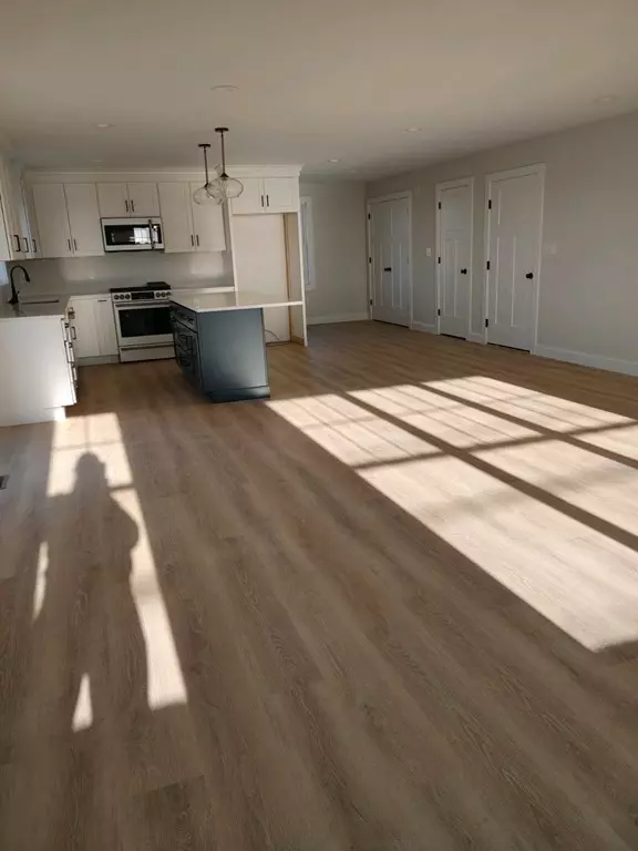 Salisbury, MA 01952,207 Beach Road #E