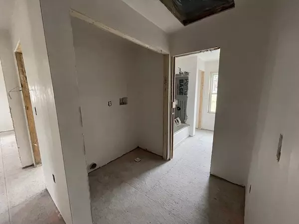 Rowley, MA 01969,16 Taylor Ln