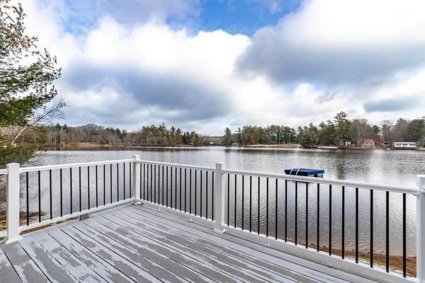 90 Kendall Pond W, Gardner, MA 01440