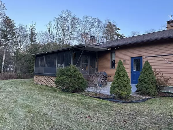 Ware, MA 01082,160 Osborne