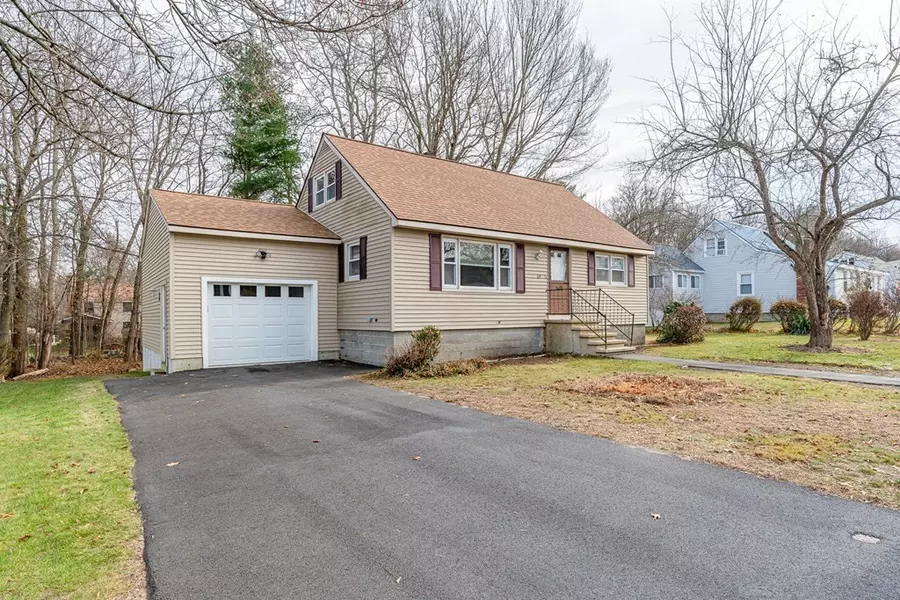 69 Leo Ave, Dracut, MA 01826