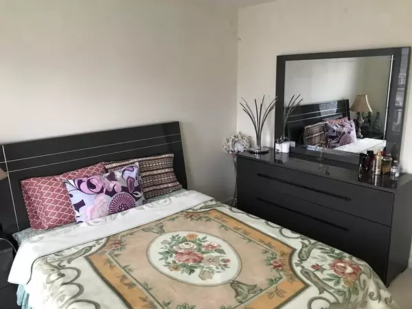 Worcester, MA 01605,34 Oriental St