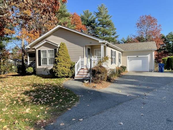 1008 Pheasant Lane, Middleboro, MA 02346