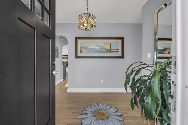 Methuen, MA 01844,37 Houston Avenue