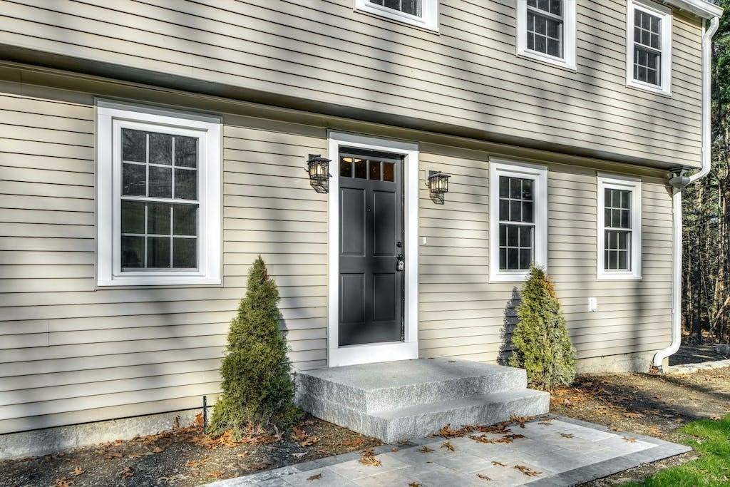 Chelmsford, MA 01824,71 Amble Rd