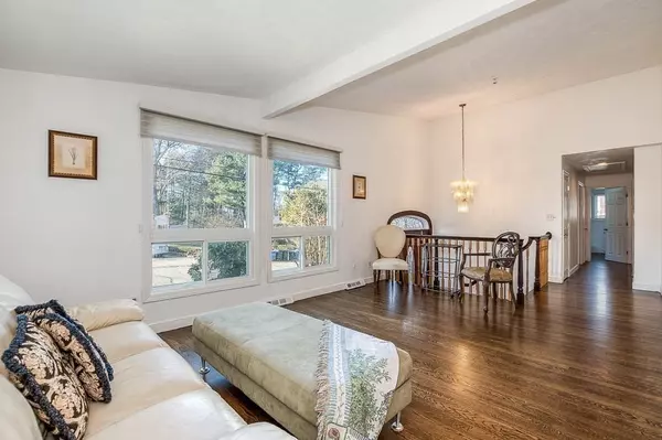 Randolph, MA 02368,13 Michelle Ln