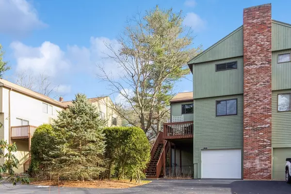 93 Spyglass Hill Drive #93, Ashland, MA 01721