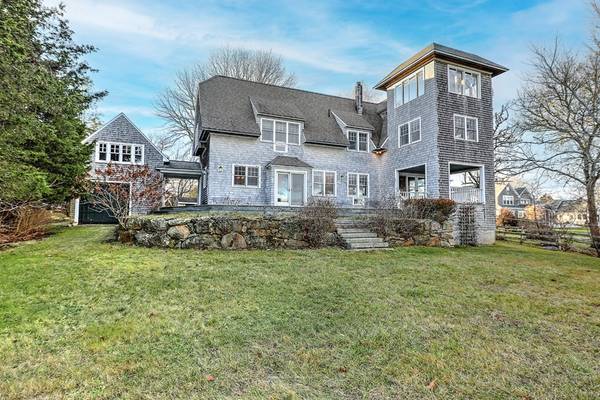 1546 D Drift Road, Westport, MA 02790