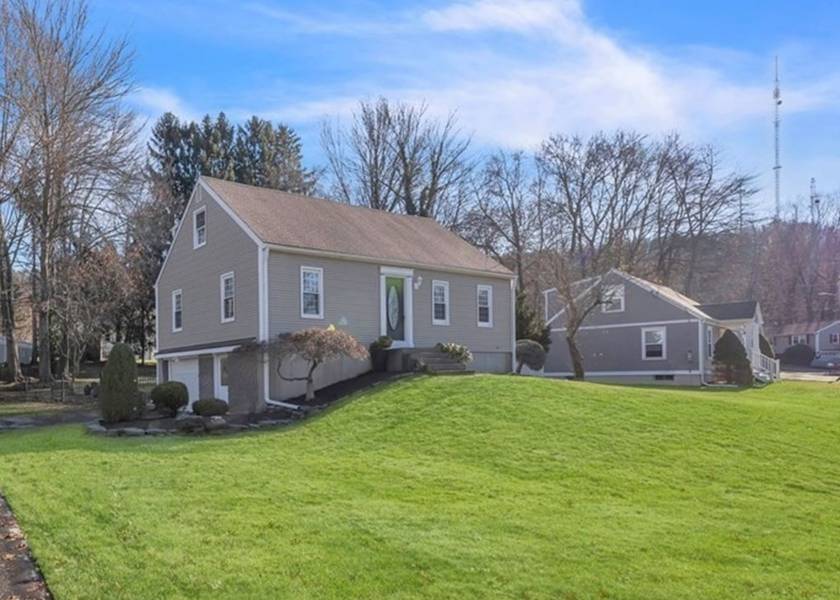 127 Northridge Rd, Westfield, MA 01085