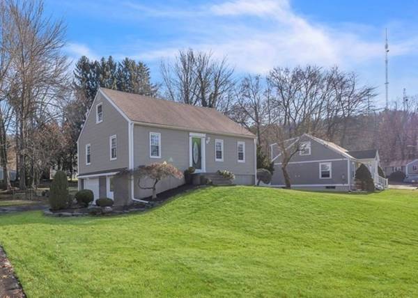 127 Northridge Rd, Westfield, MA 01085