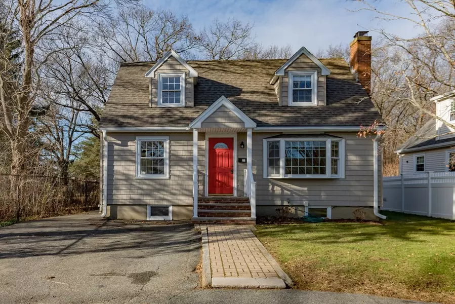 271 Sylvia St, Arlington, MA 02476