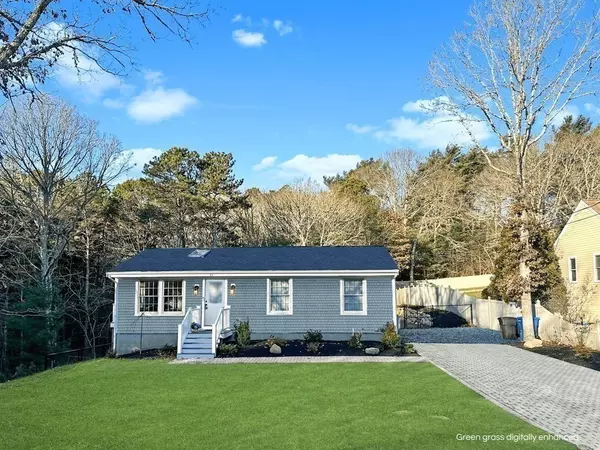 Falmouth, MA 02536,11 Galleon Dr