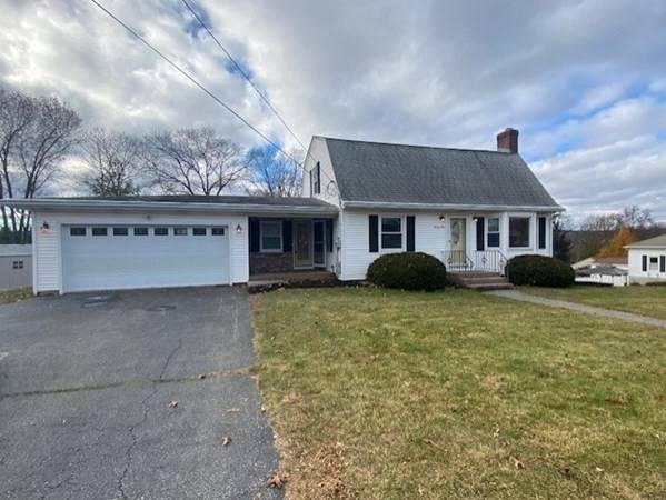 29 Carroll St, Auburn, MA 01501