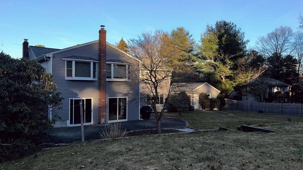 Stoughton, MA 02072,56 Plain Dr