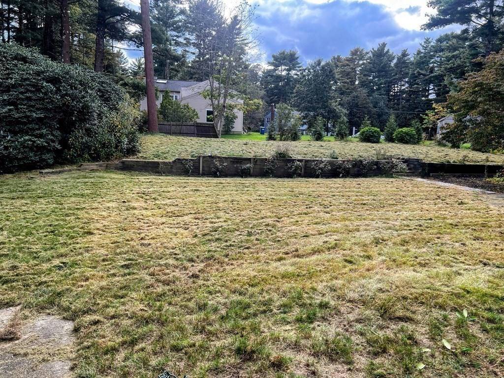 Stoughton, MA 02072,56 Plain Dr