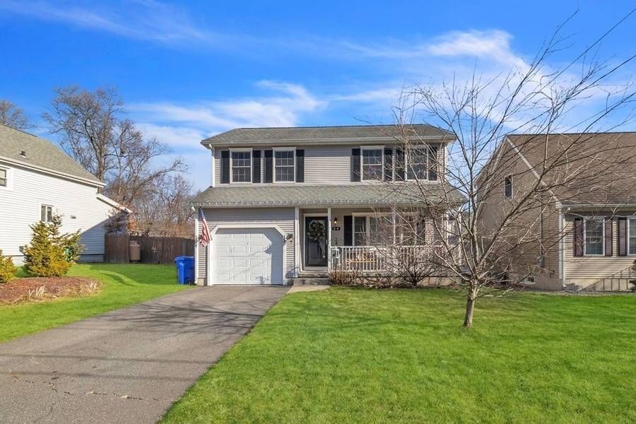 29 Bruce St, Springfield, MA 01119