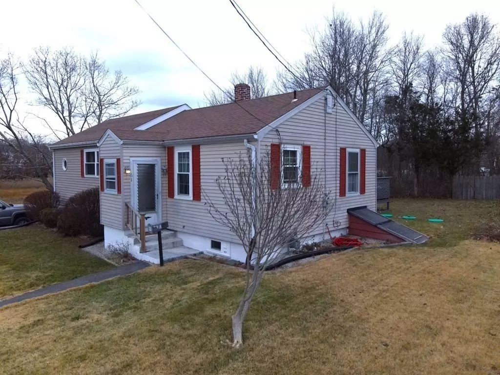 Swansea, MA 02777,61 2nd St