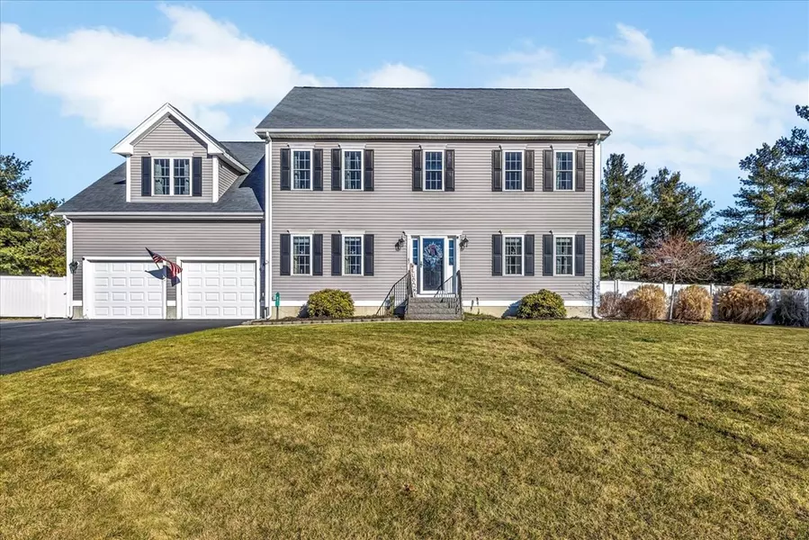 87 Forbes Rd, Rochester, MA 02770