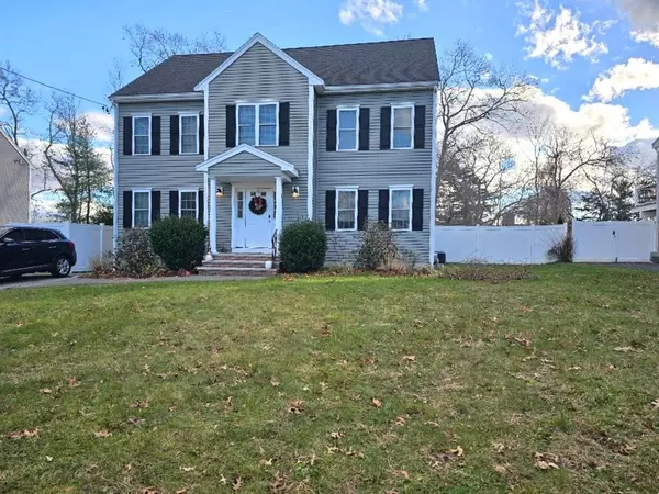 31 Beaver St, Brockton, MA 02302