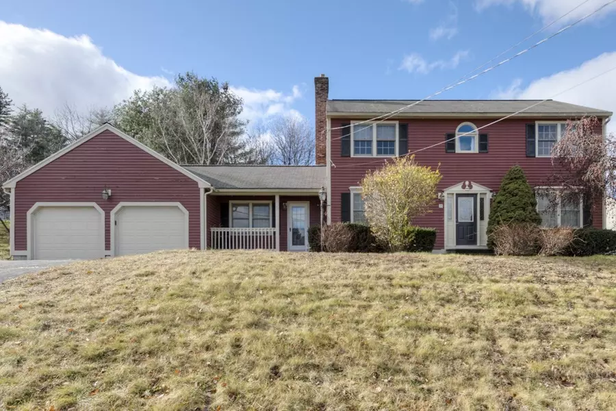 35 Indian Ridge Drive, Leominster, MA 01453