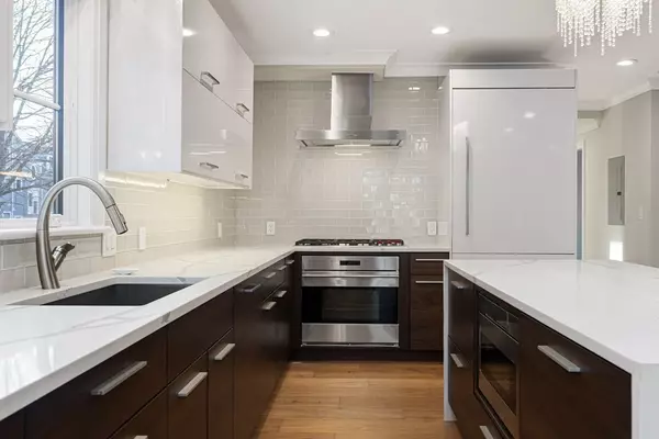 Brookline, MA 02446,23 Winslow Road #1