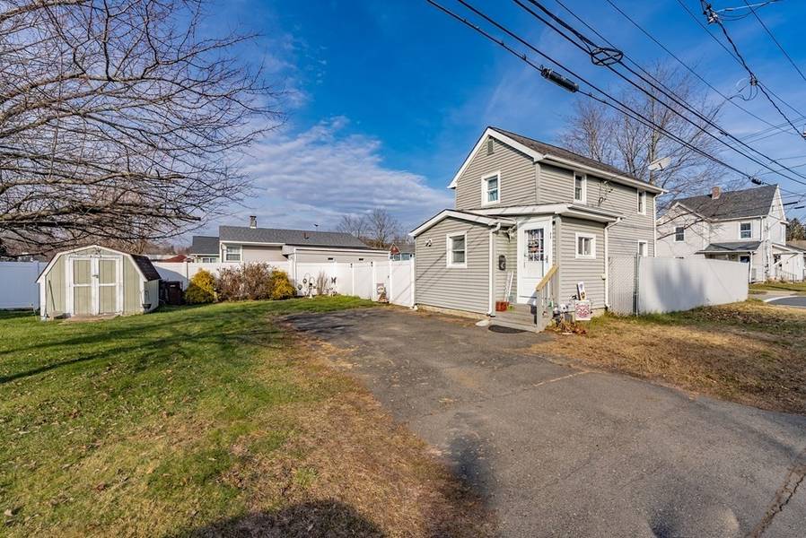 98 Dartmouth St., Westfield, MA 01085