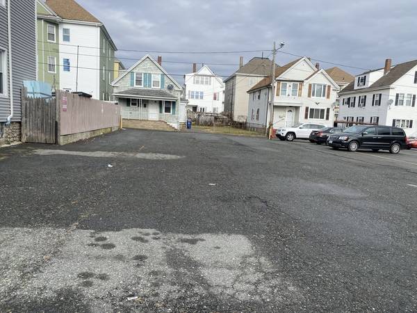 125 +135 Tinkham St., New Bedford, MA 02746