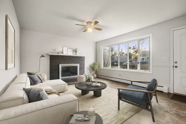 Acushnet, MA 02743,6 Sears Ln