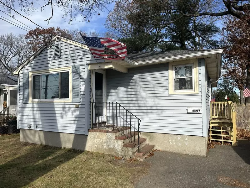 97 Hillcrest Road, Waltham, MA 02451