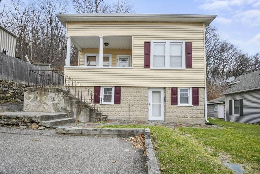 53 Chilmark Street, Worcester, MA 01604