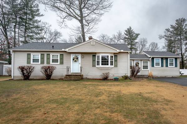 38 Park Cir, Westfield, MA 01085