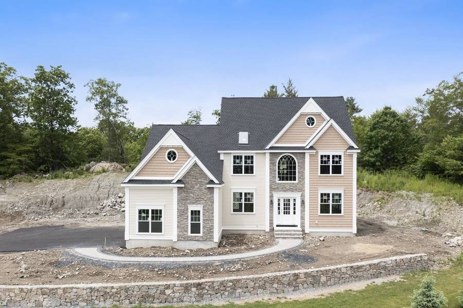 25 Field Circle, Wrentham, MA 02093