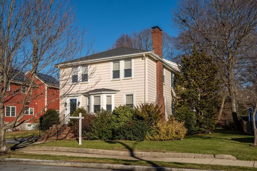 218 Wachusett Ave, Arlington, MA 02476