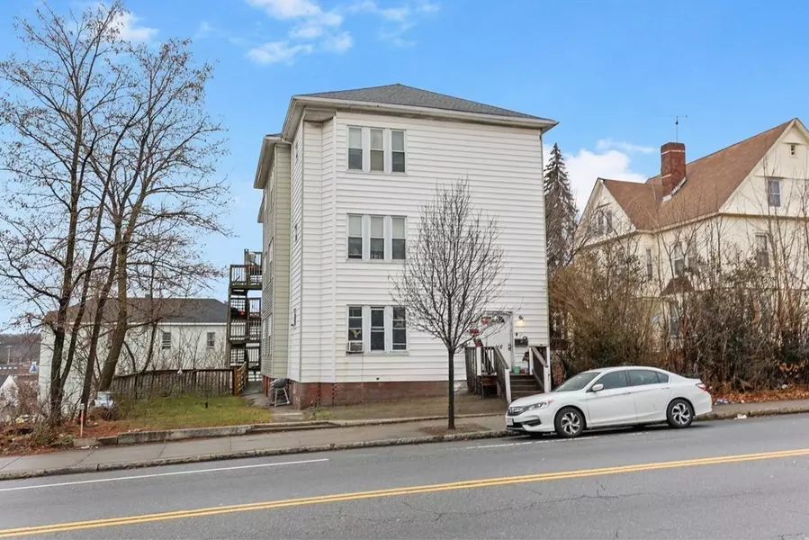116 Lincoln St, Worcester, MA 01605