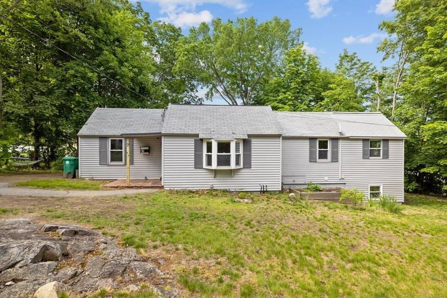 7 Glen Ave, Burlington, MA 01803