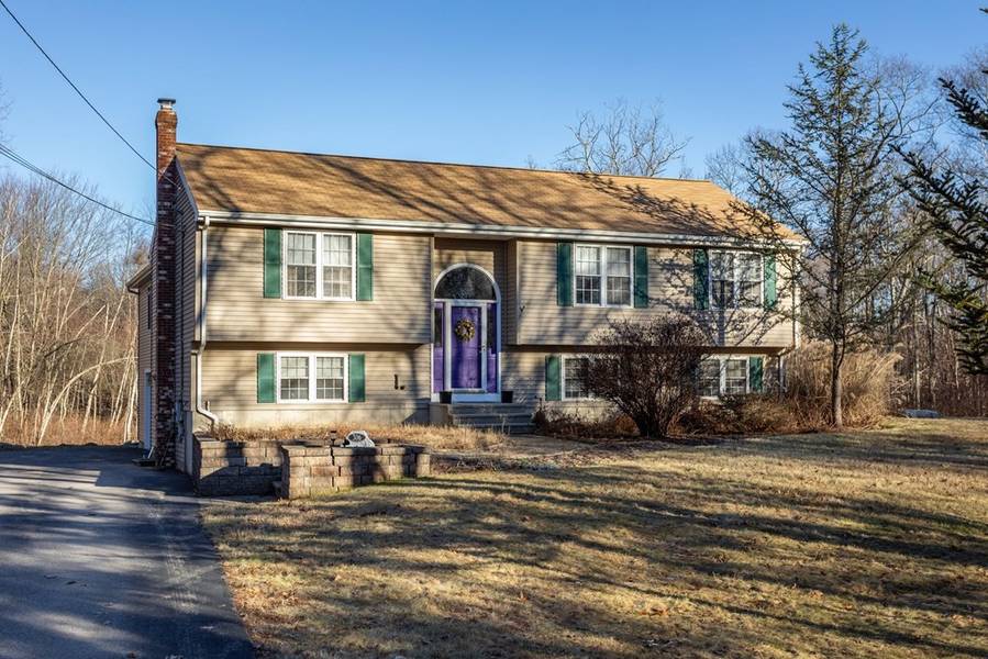 306 Wallum Lake Rd, Douglas, MA 01516