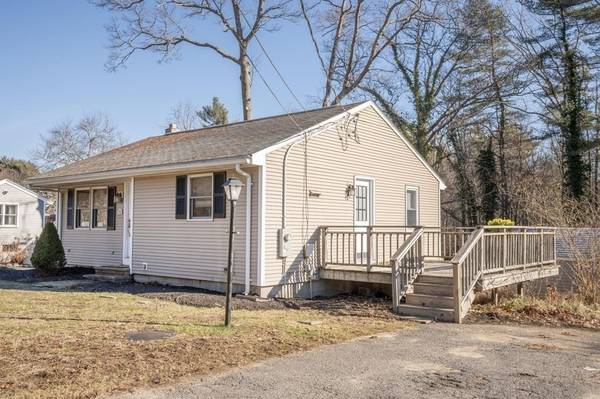 190 Walnut St, East Bridgewater, MA 02333