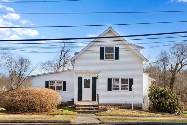 146 Greenwood St, Wakefield, MA 01880