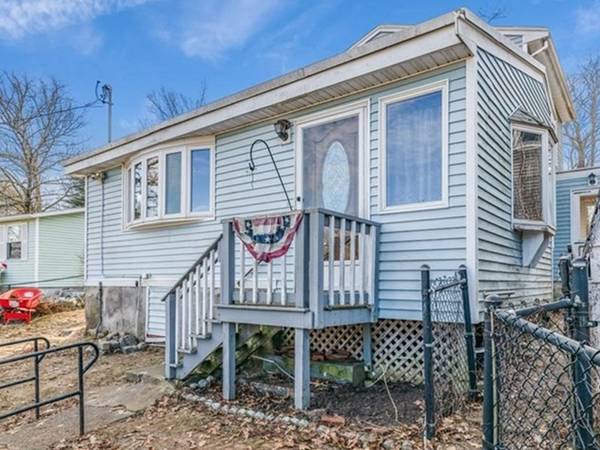 57 Mountain View Rd, Weymouth, MA 02189