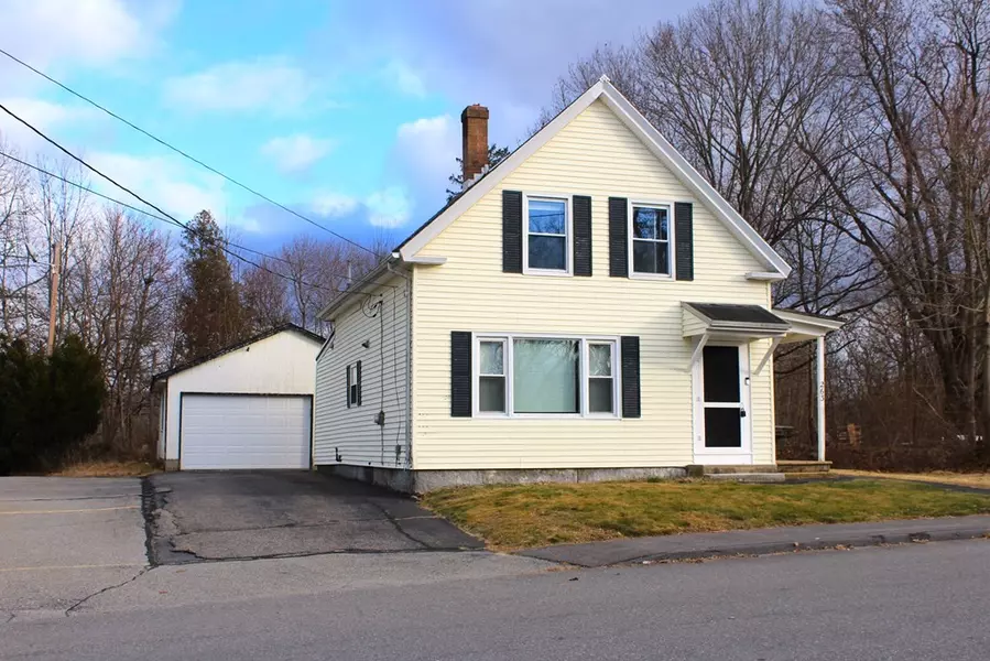 263 Park St, Gardner, MA 01440